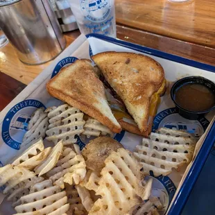 Grilled Apple Pie Sandwich