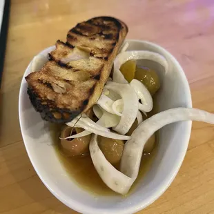 Olives with pickled fennel - Aceitunas Citricas.