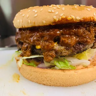 Chili burger