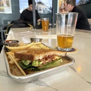 Amazing food, amazing drinks, amazing service.