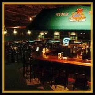 from http://www.trickshotsbilliards.com