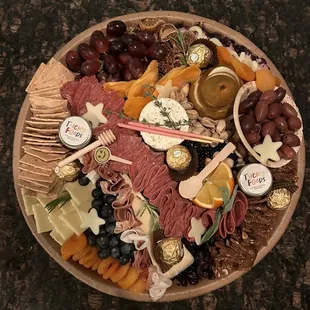 2023 large charcuterie board