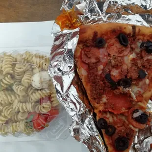 Salad &amp; pizza combo