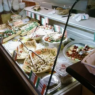 salads, interior