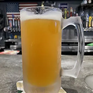 Big blue van beer (24 oz)
