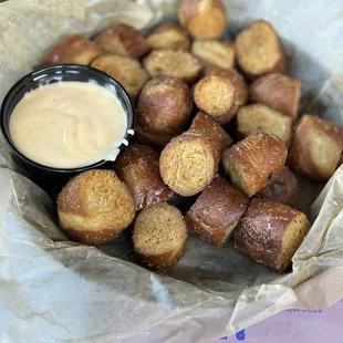 Pretzel Bytes with Beer Cheese (96 Count)
