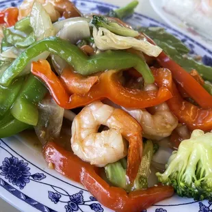 Shrimp with vegetables