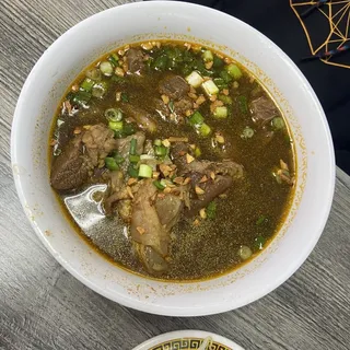 28. Beef Stew Rice Noodle or Egg Noodle