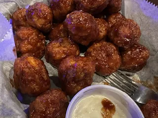 Pirate's Den Bar and Grill