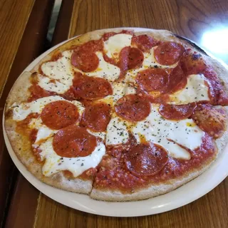 Old World Classic Pepperoni Pizza