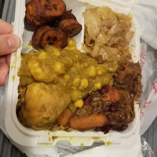 Combo platter (oxtail, shrimp, chicken)