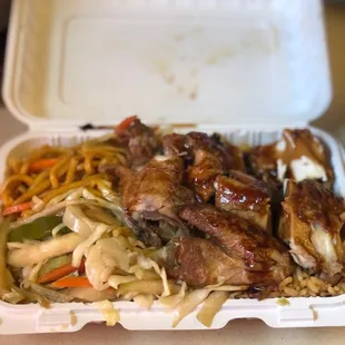 House special (1/4 deep fried chicken, fried rice and lo mein) $12