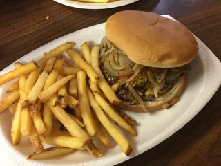 Raykies Grill & Dairy