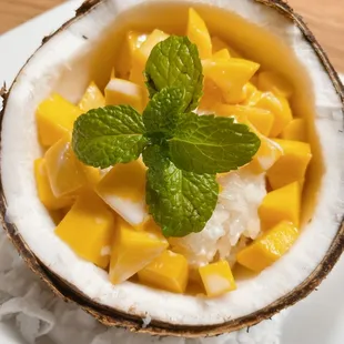 Fresh mango with coconut rice