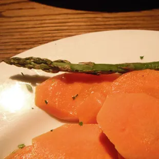 look away from these carrots.