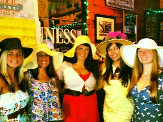 Halliday's  Irish Pub