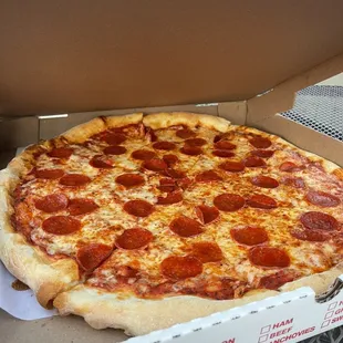 We ordered the 18&quot; Pepperoni
