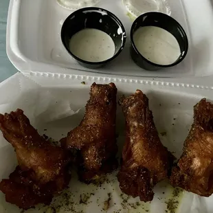1/2 Bucket Lemon Pepper Wings French Fries