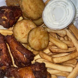 6 Wings with Fries, and Soda and a side of Fried Zucchini