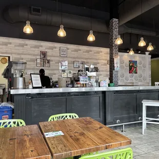 Trio walk up counter