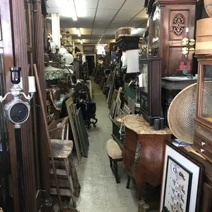 open by appointment or chance. Call 402 239 2799 ahead.