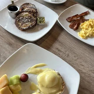 Cinnamon Swirl French Toast Combo