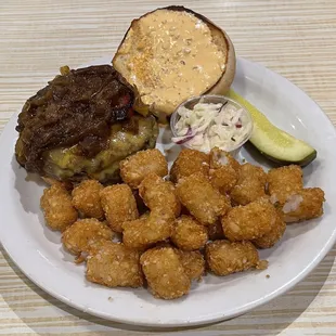Creole Burger: Bam as Emeril would say with the andouille sausage with an awesome kick. The sautéed onions rock. My new favorite here.