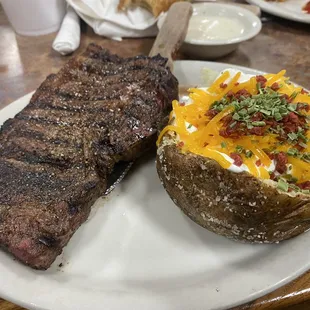 14oz top butt with baked potato