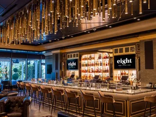Eight Lounge