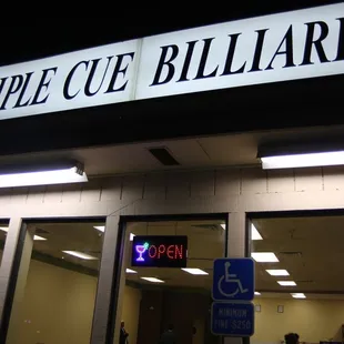 Triple Cue Billiards