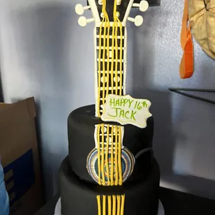 Guitar theme cake