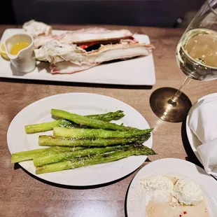 Delicious crab legs and asparagus 10/10