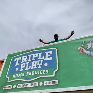 The new banner is up!