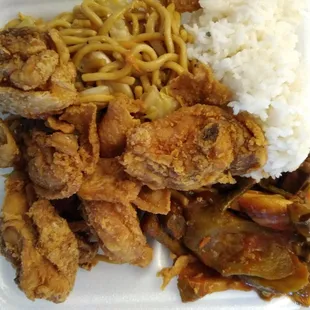 he was generous with the pancit canton !  Liked his version of pinakbet (all veggies). 9.22.21 .