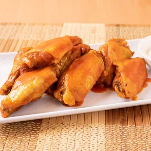 chicken wings with sauce