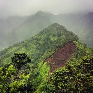 Large chunks of the ridge have fallen away in landslides