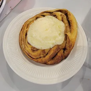 Cinnamon roll baked to order