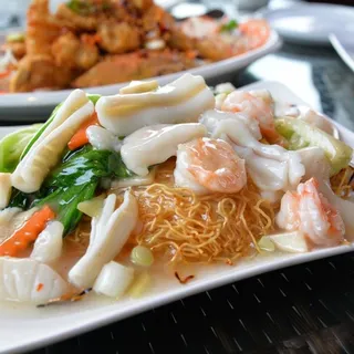 Seafood Chow Mein