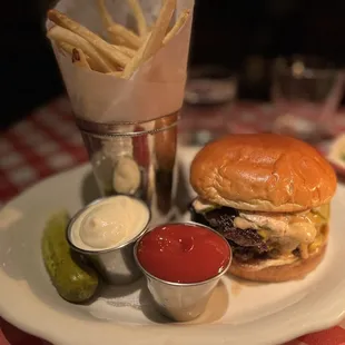 10oz double wagyu cheeseburger