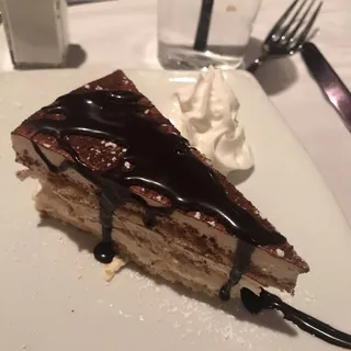 Tiramisu Cake