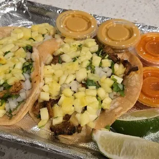 Al pastor tacos