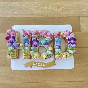 Three letters cake
