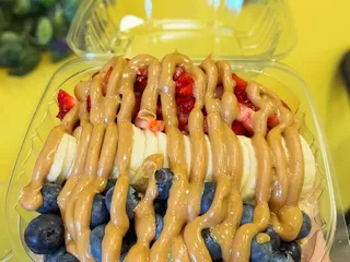 Om Bowls & Juice Bar