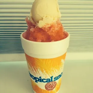 Hawaiian Sundae! Choose your favorite flavor and add Ice Cream.