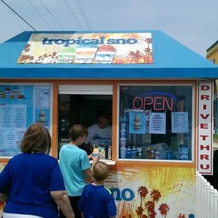 This place is awesome! Hoping someday to talk them into opening a shop in Portland! Better than ANY sno cone you've ever had!