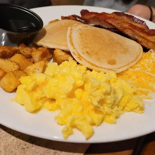Full American Breakfast Buffet