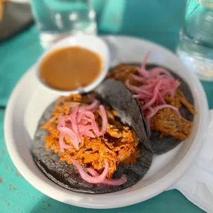 cochinita tacos