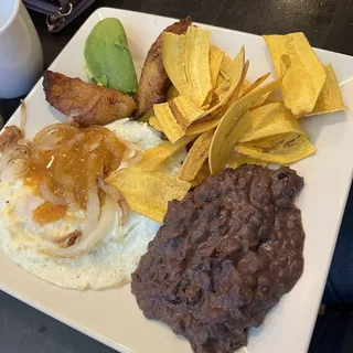 Huevos Rancheros a La Tropicana   Breakfast