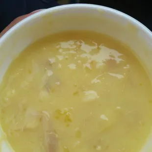 Crema de pollo ( cream of chicken soup)