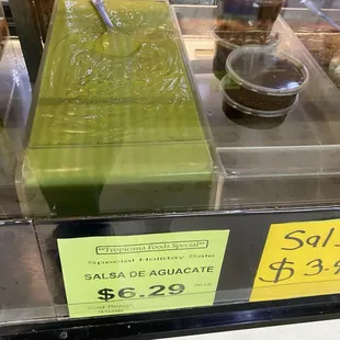 Delicious, creamy, spicy and salty. avocado salas